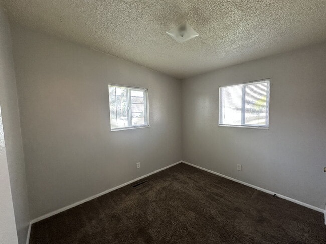 Building Photo - 3423 W Good St