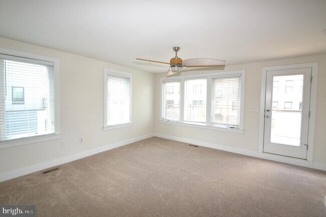 Building Photo - 408 Stabler Ln