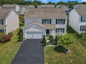 Building Photo - 962 Preble Dr