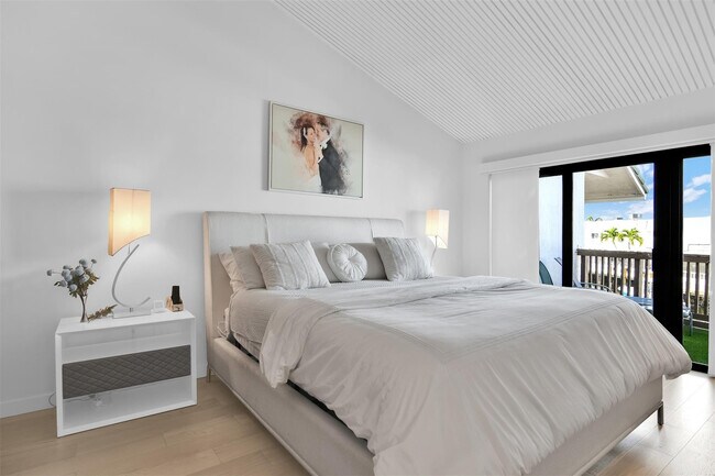 Building Photo - 1035 Boca Cove Ln