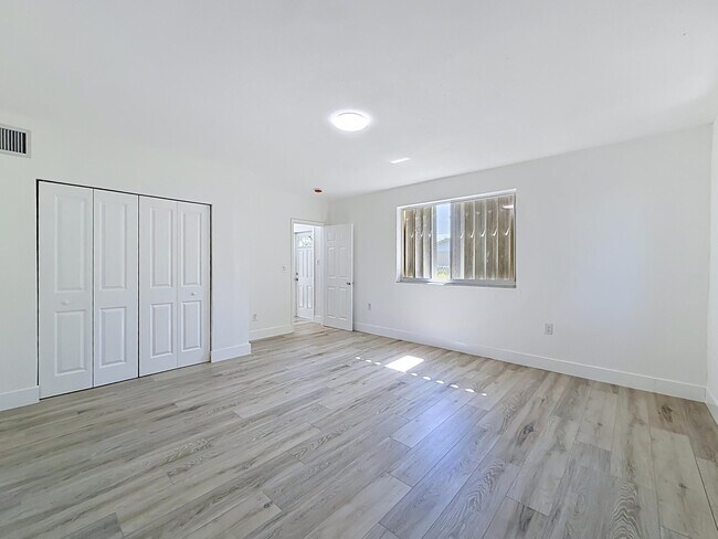 Building Photo - 10235 SW 177th St