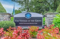 Building Photo - Vintage at the Grove