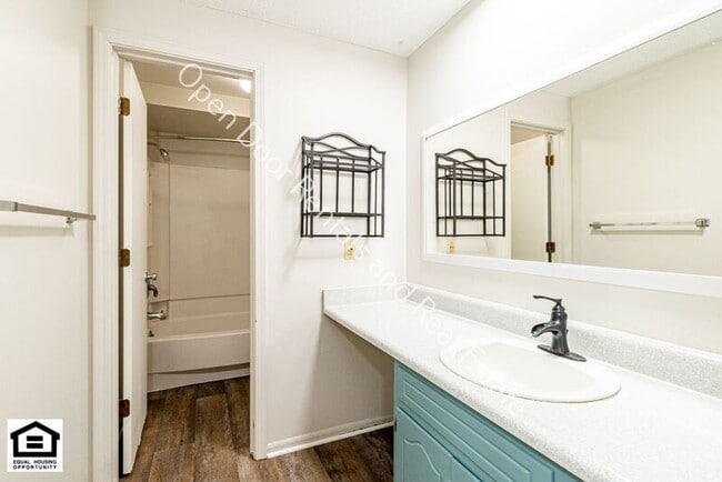 Building Photo - 4111 Harris Rd