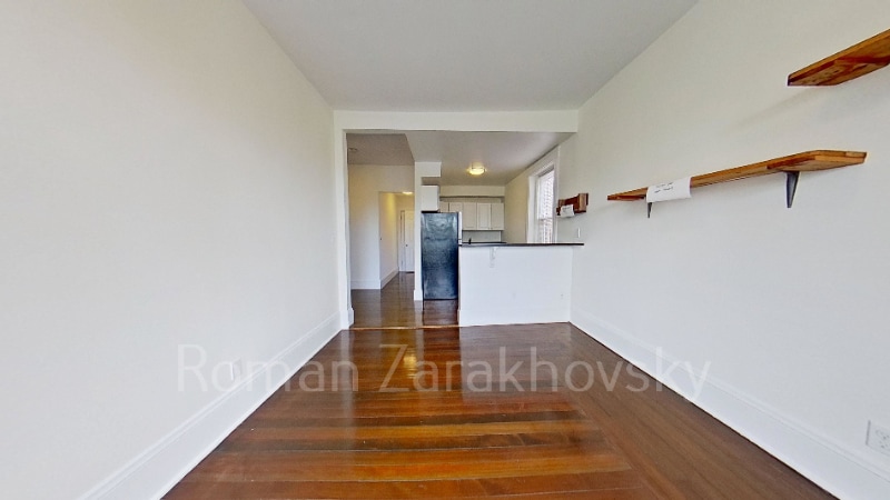 Building Photo - 71 Brighton Ave