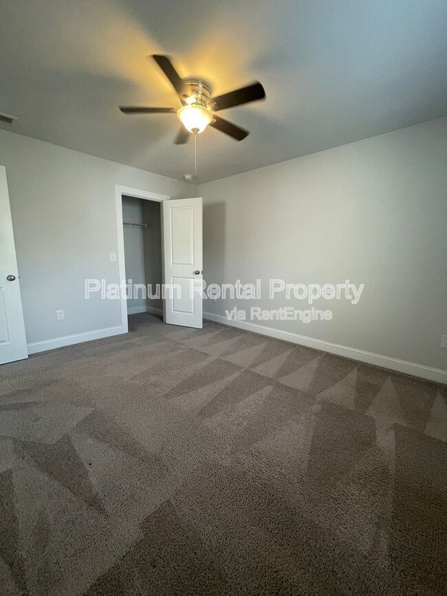 Building Photo - 2312 Echelon Ln