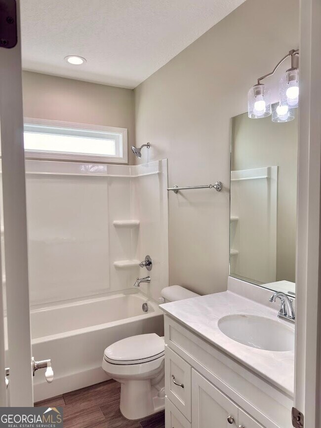 Building Photo - 142 The Villas Wy