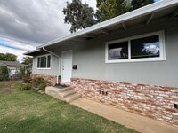 Building Photo - 5404 Gibbons Dr