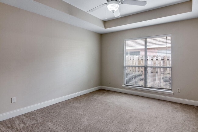 Building Photo - 4030 Broken Arrow Ct