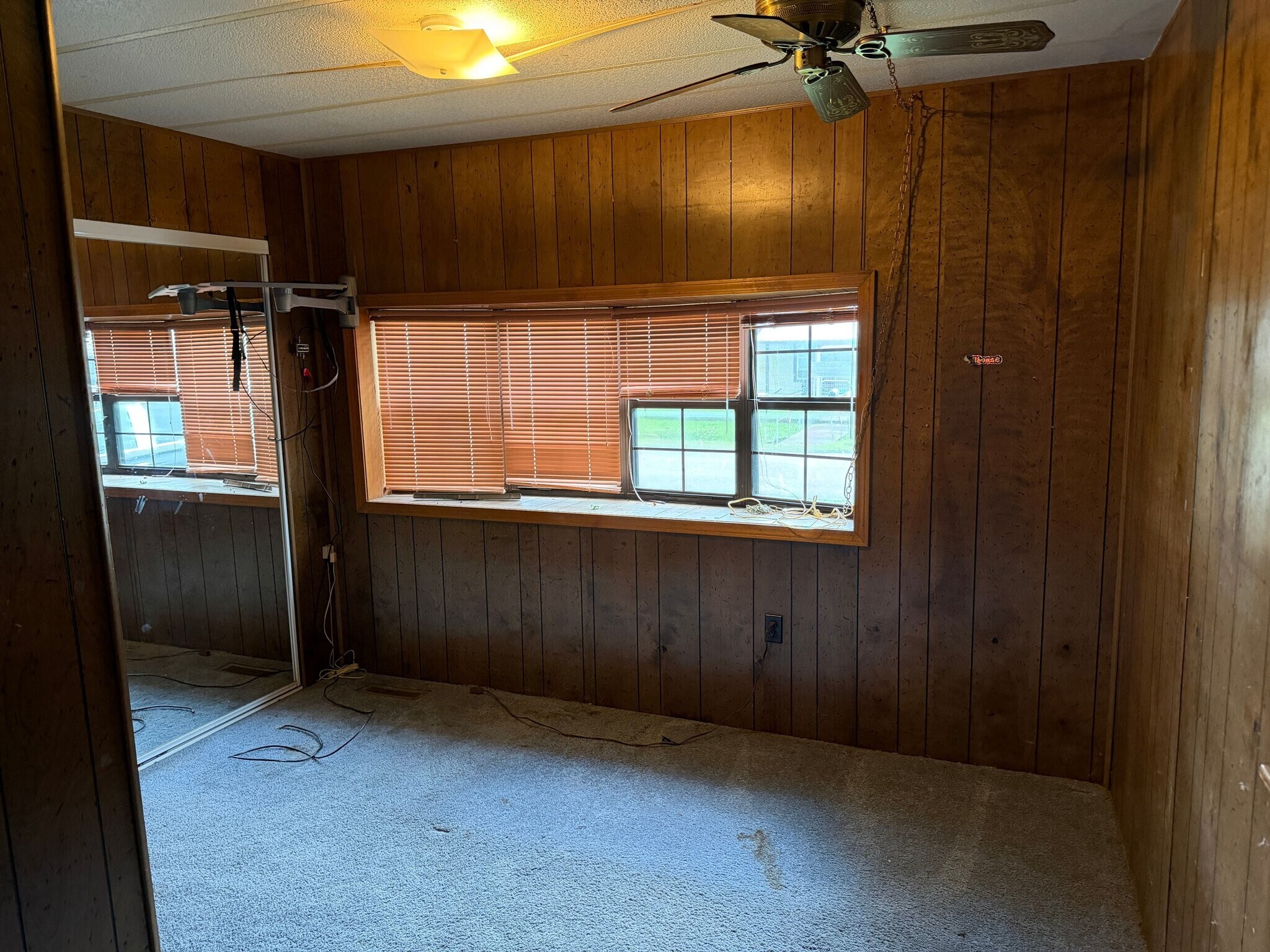 Building Photo - 2026 Birch Ave