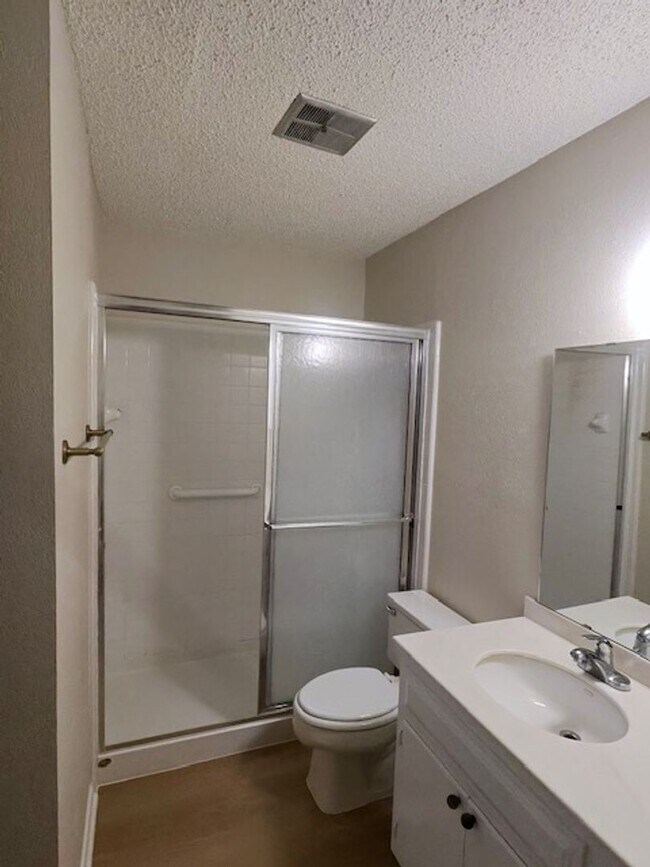 Building Photo - 2317 Garden Park Ct