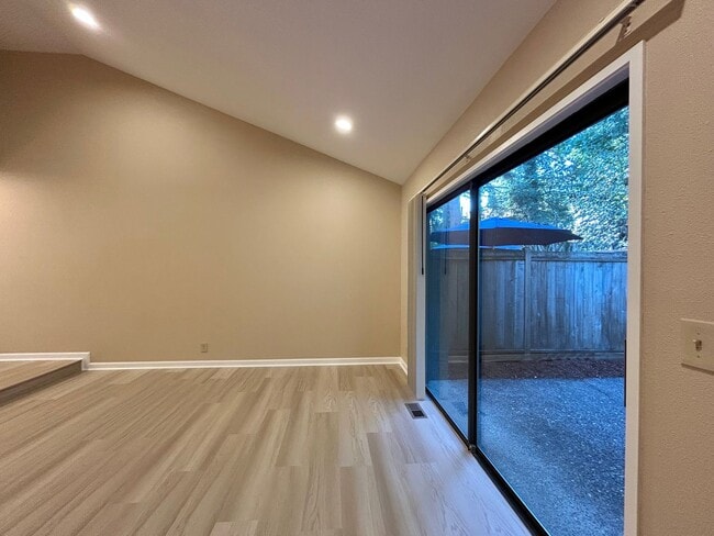 Building Photo - Serene 2 Bed, 2 Bath Updated Hidden Gem!