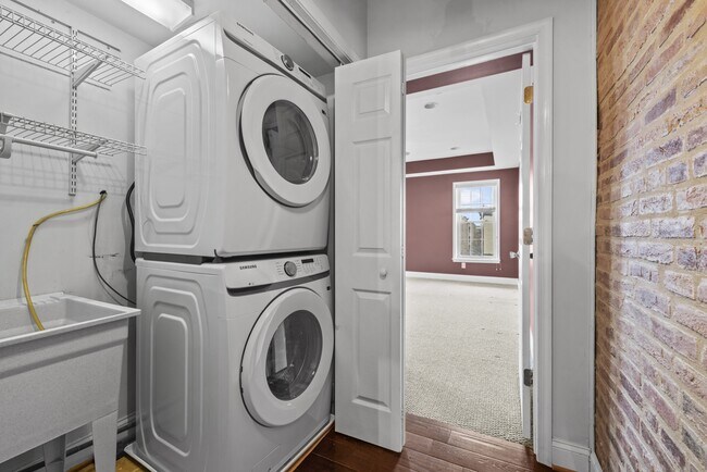 Building Photo - 309 E Lafayette Ave