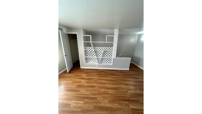 Building Photo - 1303 W 23rd Ave