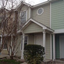 Building Photo - 19 Autumn Pass