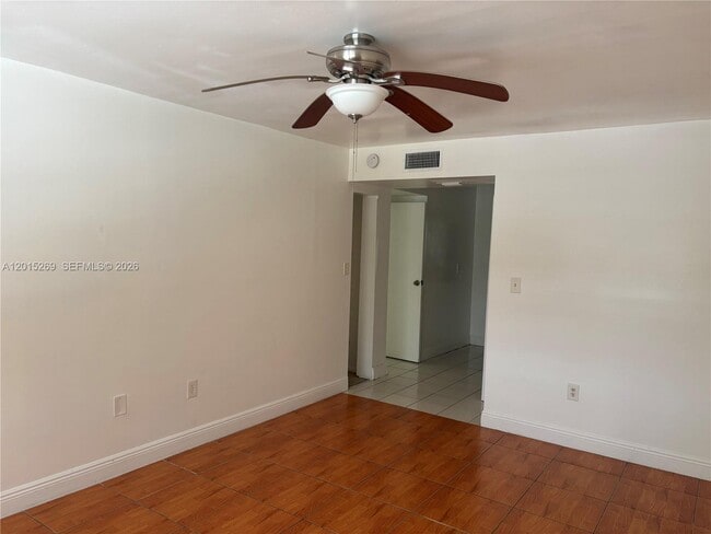 Building Photo - 4304 NW 9th Ave