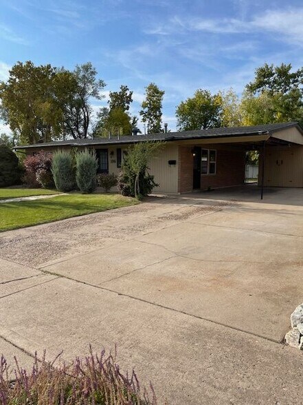 Building Photo - 116 W 250 S