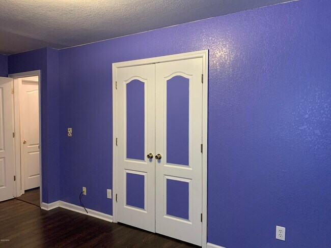 Building Photo - 207 Beaumont Heights