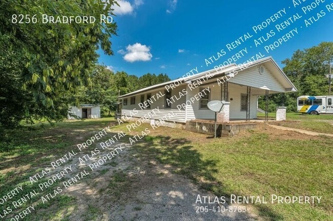 Building Photo - 8256 Bradford Rd