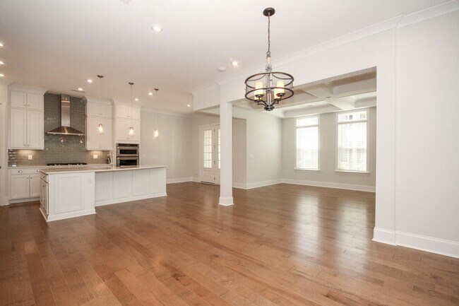 Building Photo - Beautiful John Wieland end unit townhouse ...