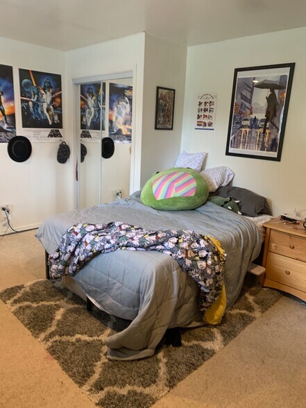 Building Photo - 6244 25th Ave NE