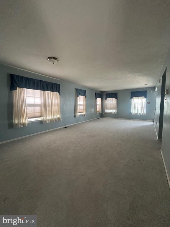 Building Photo - 21 Fieldcrest Dr