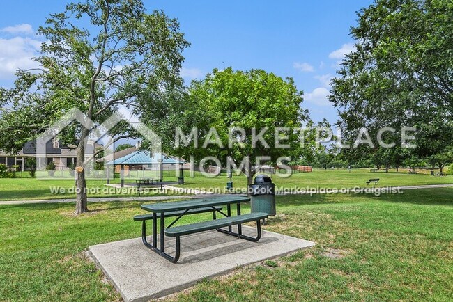 Building Photo - 10828 Gray Mare Dr