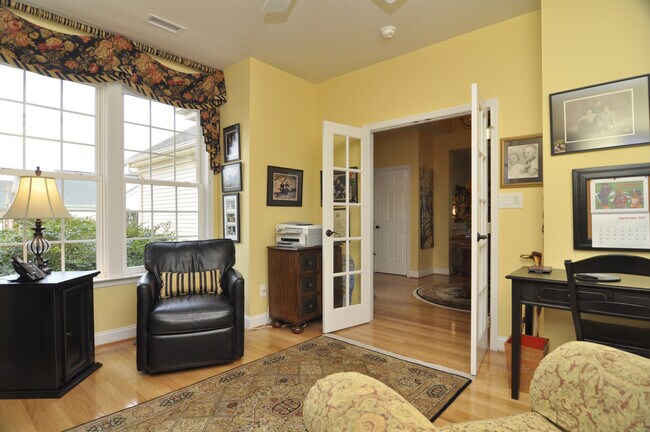 Building Photo - 6727 Evensong Ln