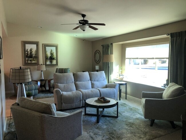 Building Photo - Welcome to this charming 2-bedroom, 2-bathroom house located in Leisure World a 45+ Active Adult ...