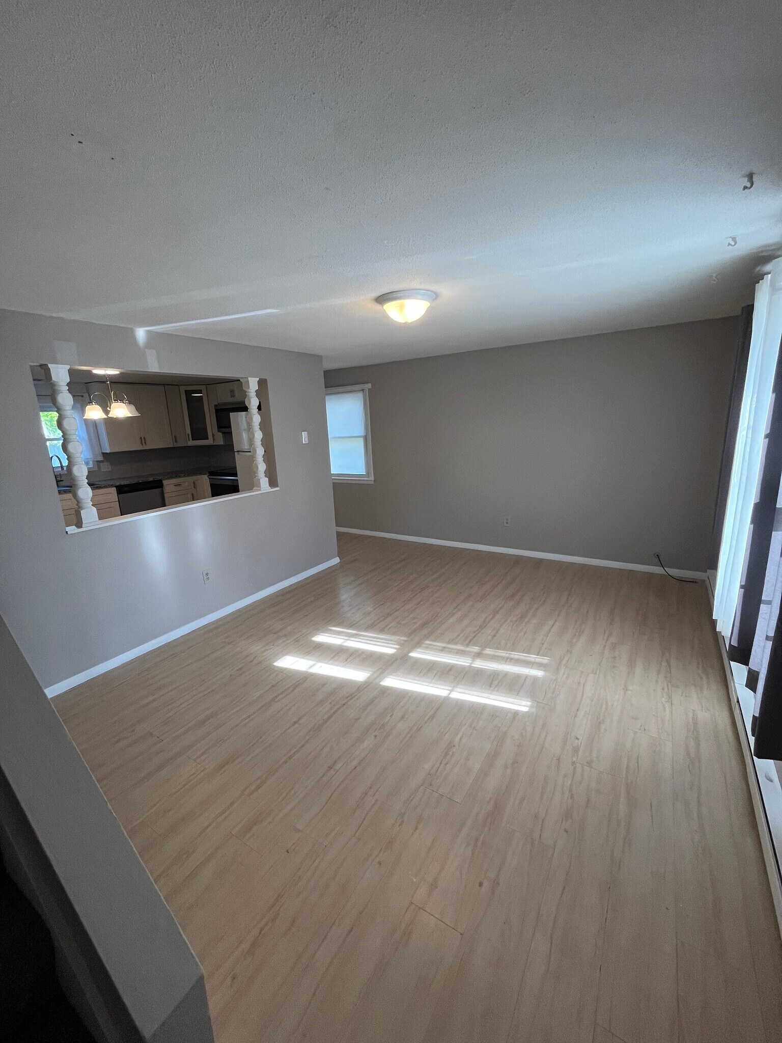Building Photo - 29 Beauregard St