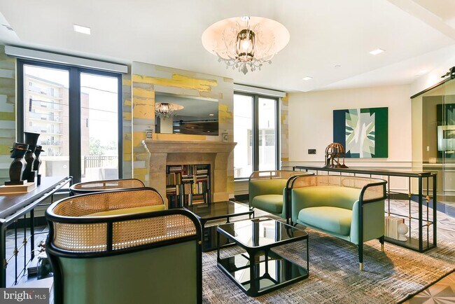 Building Photo - 901 H St NE