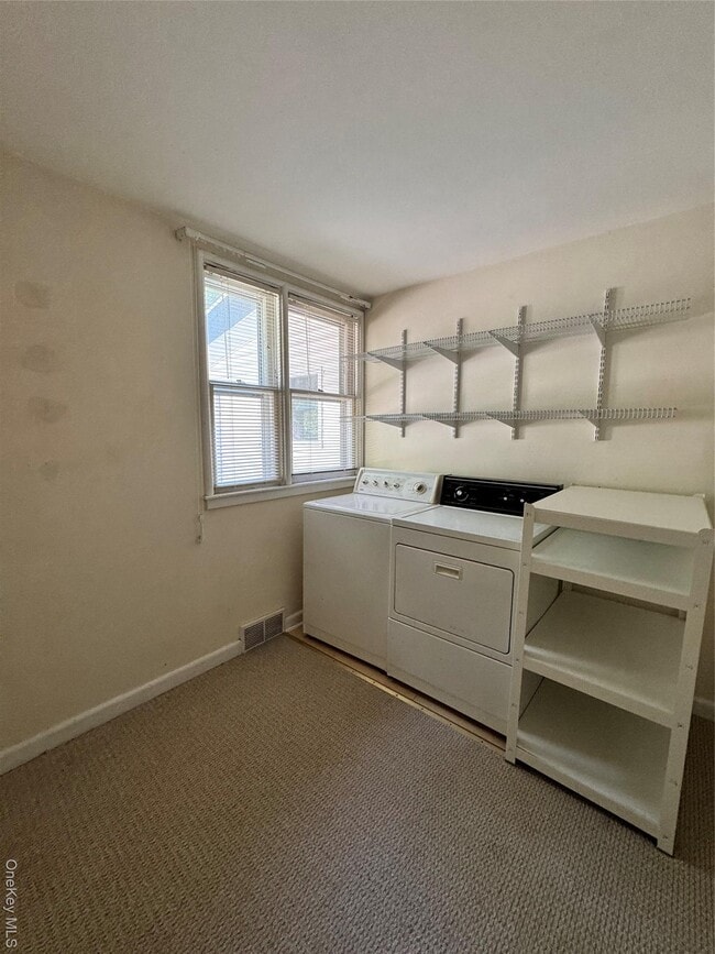 Building Photo - 84-88-88 E Main St