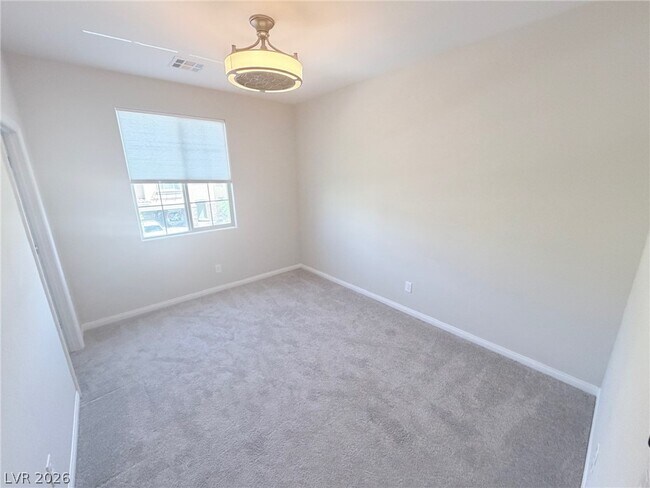 Building Photo - 10025 Desert Bighorn Ct