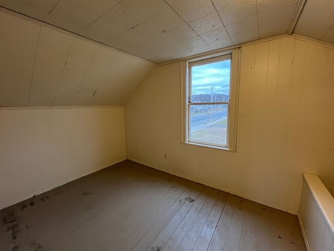Building Photo - 3 Bed 1 Bath Single Family Home in Wausau