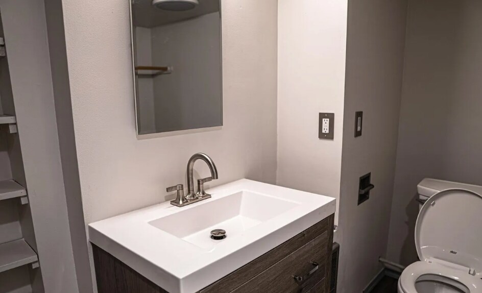 Building Photo - 2015 Oregon Ave