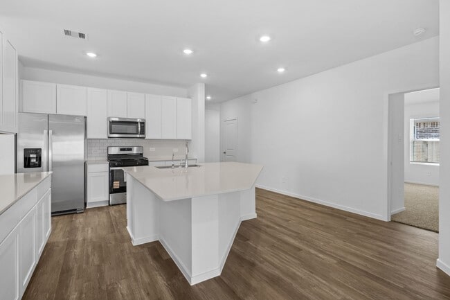 Building Photo - 27718 Hudson Sands Ln