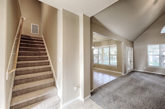 Building Photo - 14918 Pollux Dr