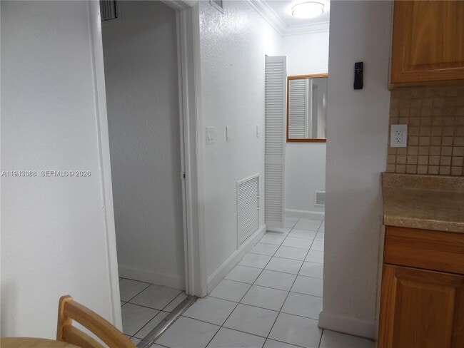 Building Photo - 9661 SW 148th Pl