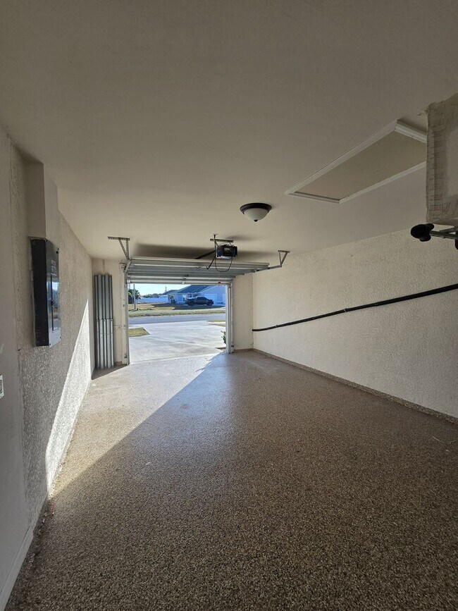 Building Photo - 3024 Skyline Blvd