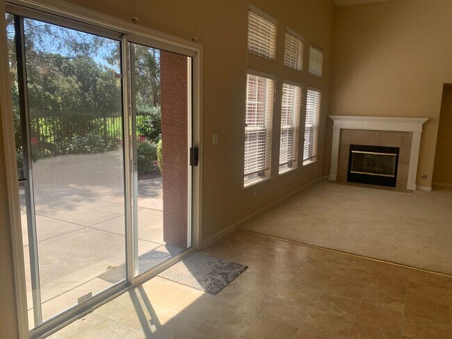 Building Photo - 4518 Avondale Cir