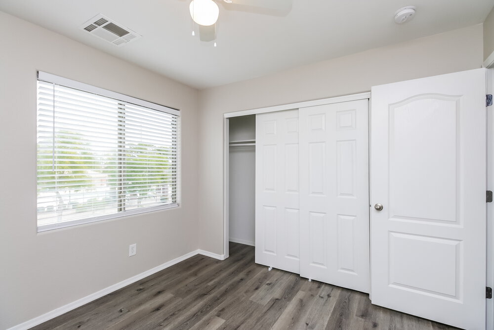 Building Photo - 2732 S Arroyo Ln