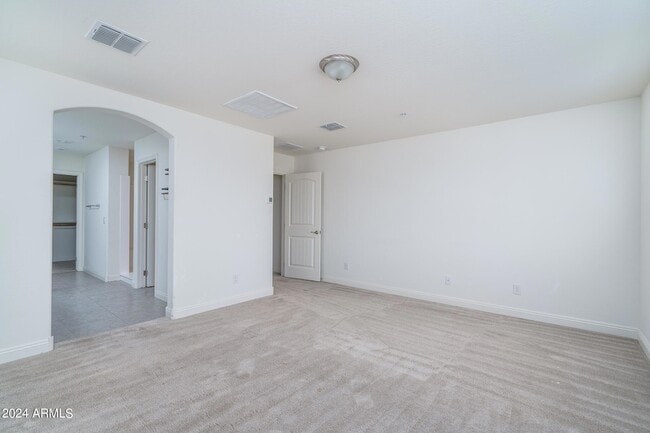 Building Photo - 1627 N 208th Ave