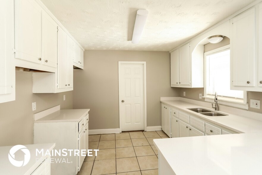 Building Photo - 6322 Garden Ln