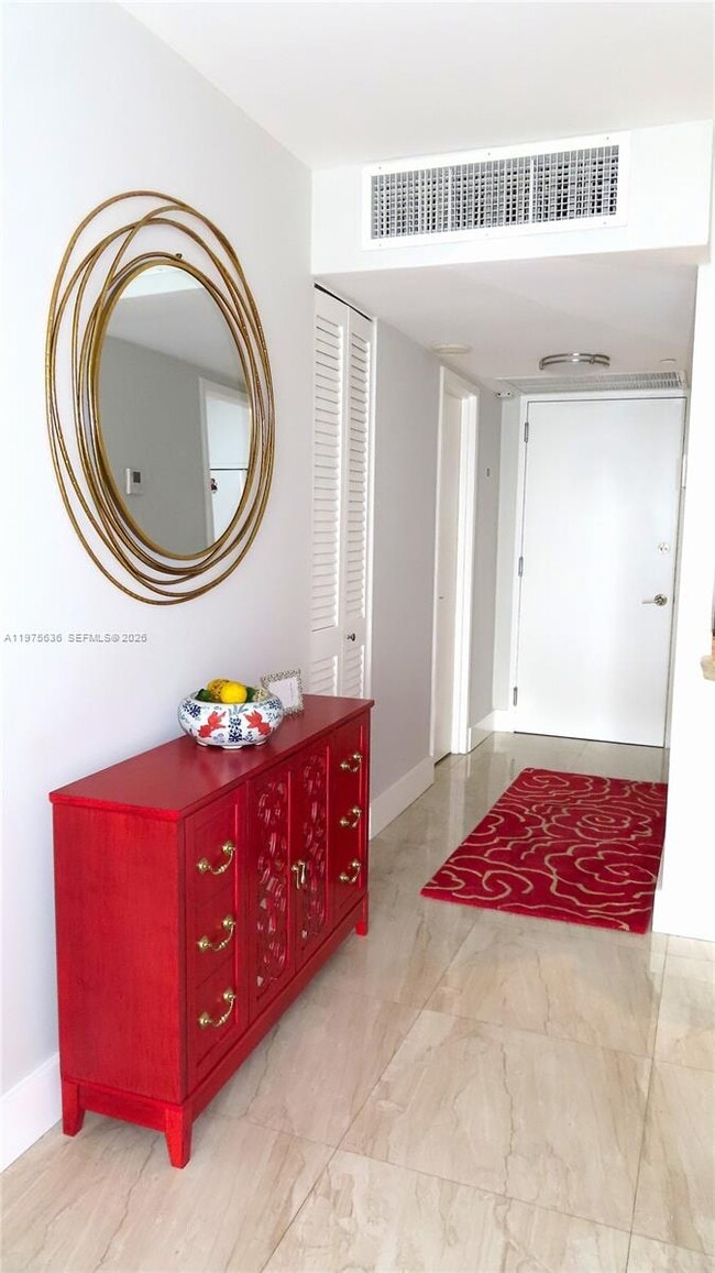 Building Photo - 5701 Collins Ave