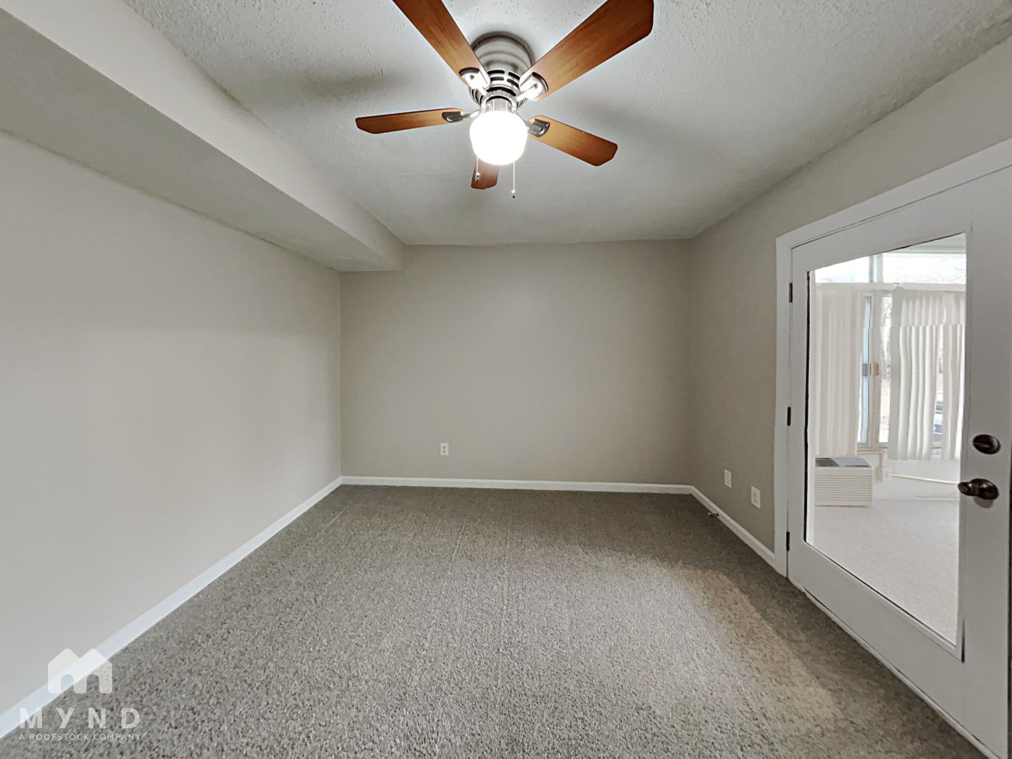 Building Photo - 10576 Sourwood Ct