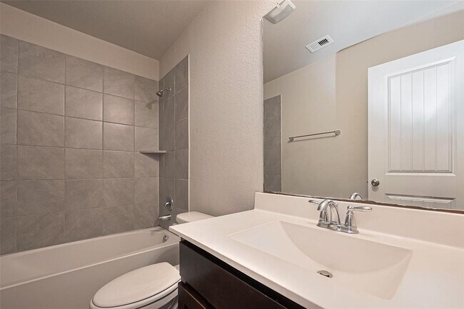 Building Photo - 1819 Bryson Heights Dr