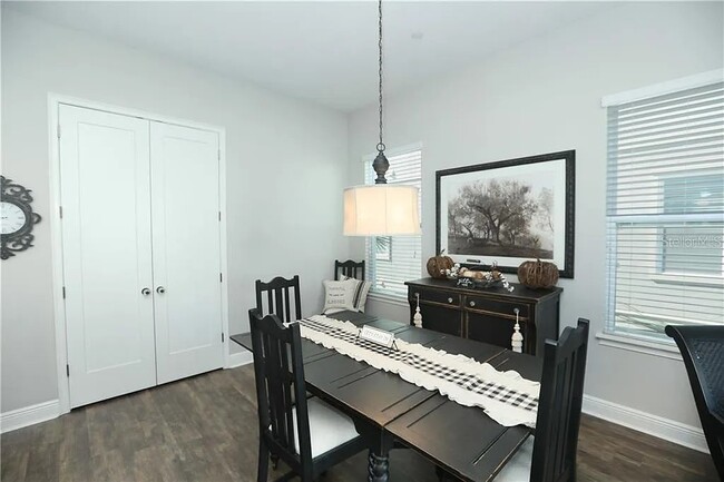 Building Photo - 8451 Karrer Ter