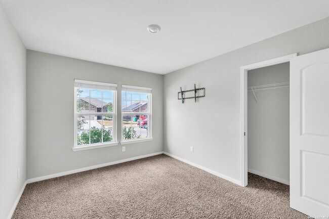 Building Photo - 9326 Nubuck Br