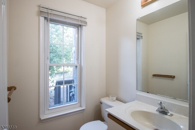 Building Photo - 36 Needham Way