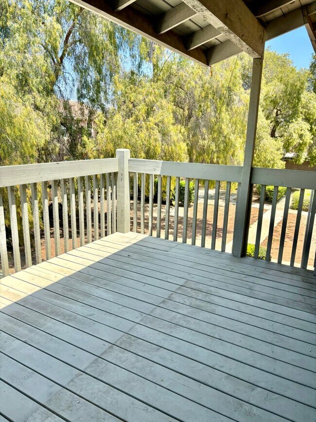 Building Photo - 1466 Granite Hills Dr