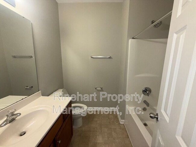 Building Photo - 222 Township Dr